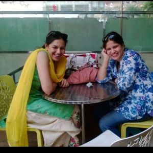 Meet your Posher, Simar